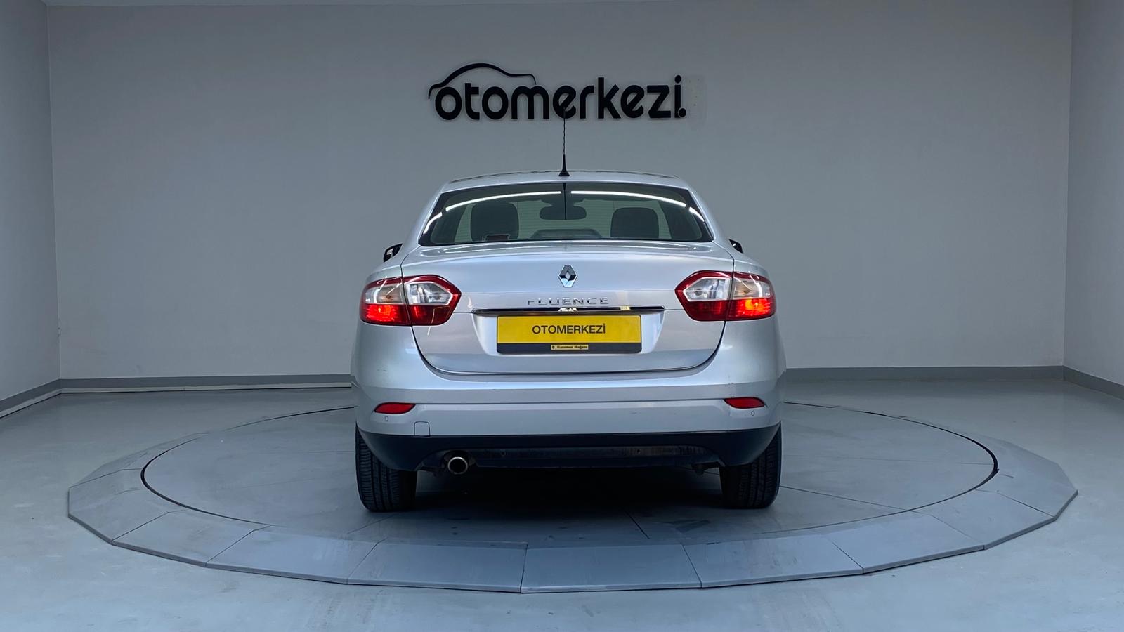 RENAULT FLUENCE 24